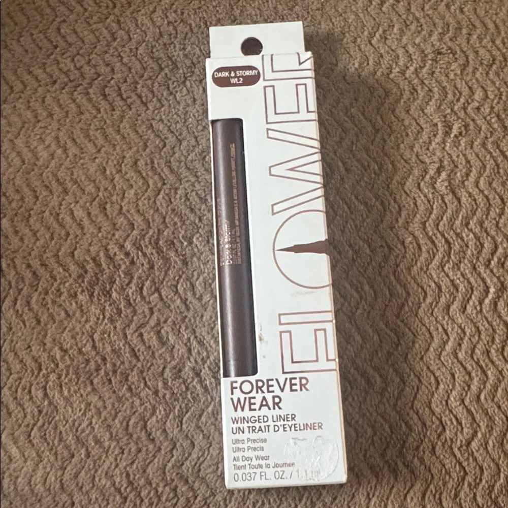 FLOWER Beauty Forever Wear Winged Liner - Dark &‎ Stormy